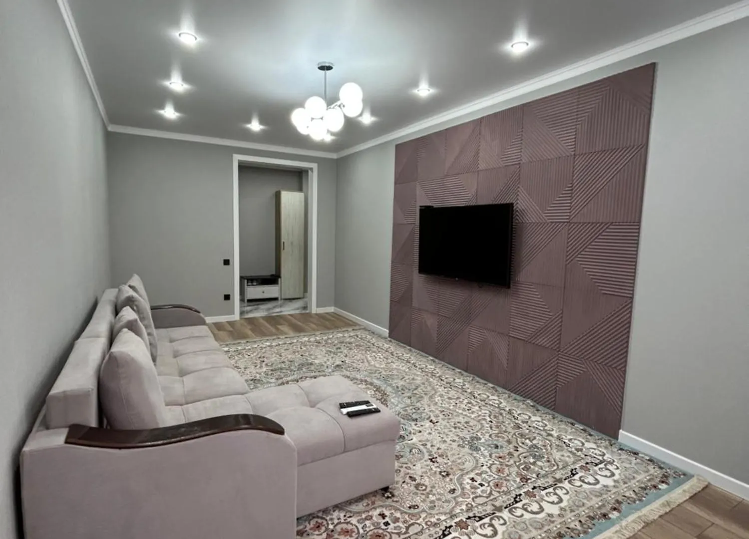 Apartment Ferienwohnung Flat Almaty